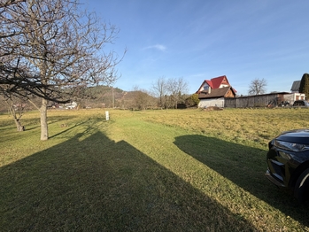 Prodej pozemku 1682 m², Hovězí