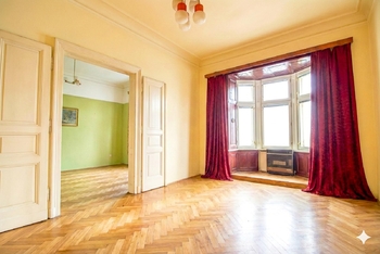 obývací pokoj Korunní - Prodej bytu 3+1 v osobním vlastnictví 114 m², Praha 3 - Vinohrady