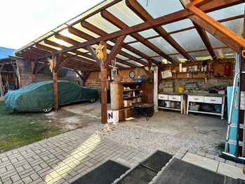 Prodej domu 260 m², Zadní Chodov