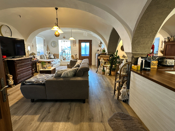 Prodej domu 260 m², Zadní Chodov