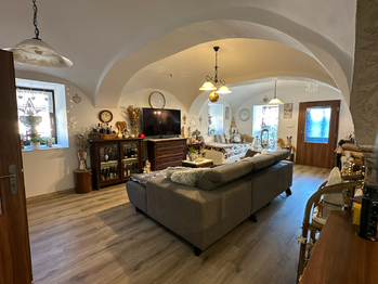 Prodej domu 260 m², Zadní Chodov