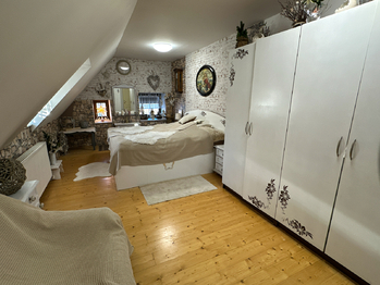 Prodej domu 260 m², Zadní Chodov