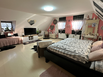 Prodej domu 260 m², Zadní Chodov