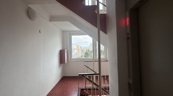 Prodej bytu 2+1 v osobním vlastnictví 61 m², Praha 6 - Řepy