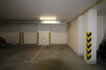 Pronájem garážového stání 12 m², Praha 4 - Podolí