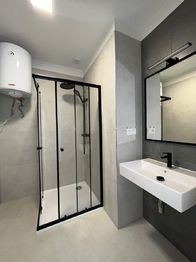 Pronájem bytu 1+1 v osobním vlastnictví 43 m², Praha 4 - Podolí