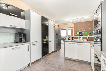 Prodej domu 285 m², Miřejovice