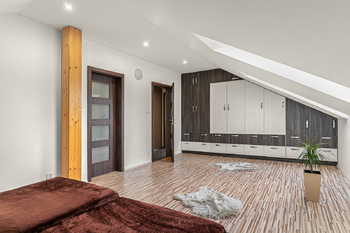 Prodej domu 285 m², Miřejovice