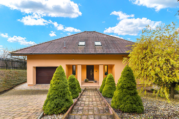 Prodej domu 285 m², Miřejovice