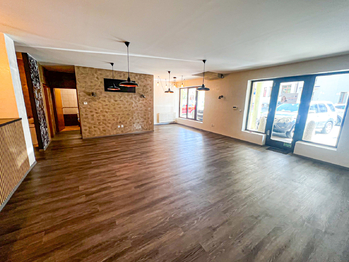 Pronájem obchodních prostor 75 m², Uherské Hradiště