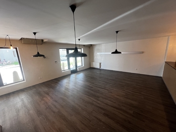 Pronájem obchodních prostor 75 m², Uherské Hradiště