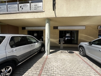 Pronájem obchodních prostor 75 m², Uherské Hradiště