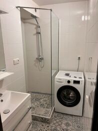 Pronájem bytu 1+kk v osobním vlastnictví 40 m², Pardubice