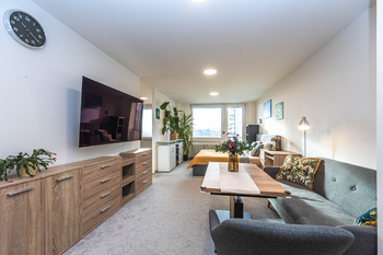 obývací pokoj - Prodej bytu 4+1 v osobním vlastnictví 87 m², Praha 4 - Krč