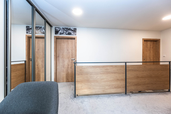 vestavná skříň - Prodej bytu 4+1 v osobním vlastnictví 87 m², Praha 4 - Krč