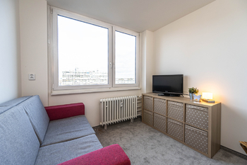 spodní pokoj - Prodej bytu 4+1 v osobním vlastnictví 87 m², Praha 4 - Krč