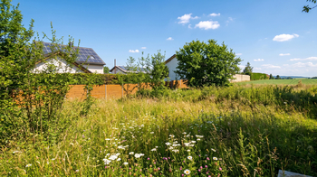 Pronájem pozemku 1443 m², Svaté Pole