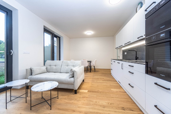 Pronájem bytu 2+kk v osobním vlastnictví 75 m², Praha 6 - Břevnov