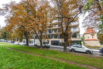 Pronájem bytu 2+kk v osobním vlastnictví 75 m², Praha 6 - Břevnov