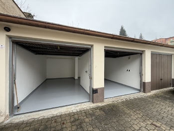 Prodej garáže, Karlovy Vary