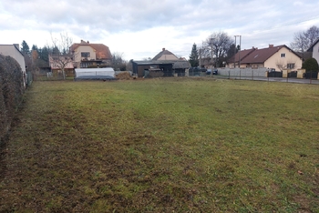 Prodej pozemku 946 m², Svojšice