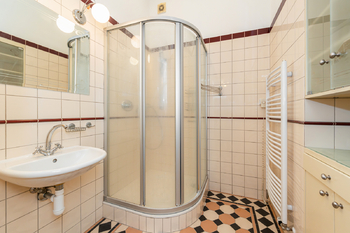 Pronájem bytu 5+1 v osobním vlastnictví 180 m², Praha 1 - Nové Město