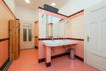 Pronájem bytu 5+1 v osobním vlastnictví 180 m², Praha 1 - Nové Město