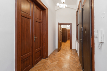 Pronájem bytu 5+1 v osobním vlastnictví 180 m², Praha 1 - Nové Město