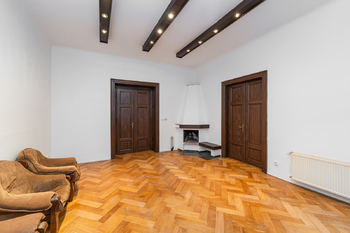 Pronájem bytu 5+1 v osobním vlastnictví 180 m², Praha 1 - Nové Město