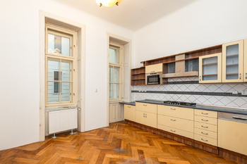Pronájem bytu 5+1 v osobním vlastnictví 180 m², Praha 1 - Nové Město