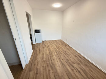 Pronájem bytu 1+kk v osobním vlastnictví 18 m², Rožnov pod Radhoštěm