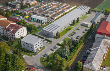Pronájem výrobních prostor 451 m², Slavkov u Brna