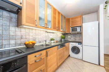 Prodej bytu 2+kk v osobním vlastnictví 56 m², Praha 9 - Libeň