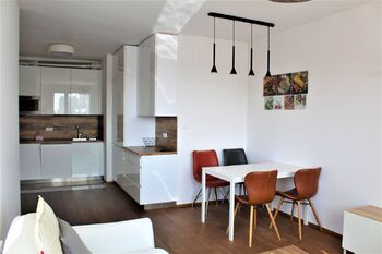 Pronájem bytu 4+kk v družstevním vlastnictví 90 m², Praha 5 - Hlubočepy