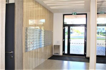 Pronájem bytu 4+kk v družstevním vlastnictví 90 m², Praha 5 - Hlubočepy