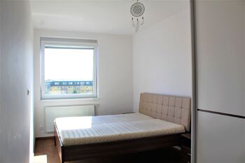 Pronájem bytu 4+kk v družstevním vlastnictví 90 m², Praha 5 - Hlubočepy