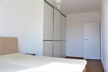 Pronájem bytu 4+kk v družstevním vlastnictví 90 m², Praha 5 - Hlubočepy