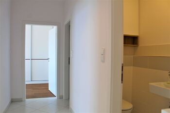 Pronájem bytu 4+kk v družstevním vlastnictví 90 m², Praha 5 - Hlubočepy