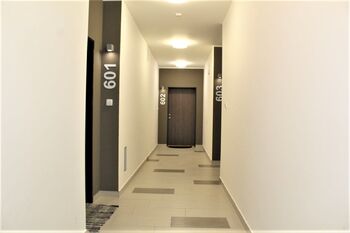 Pronájem bytu 4+kk v družstevním vlastnictví 90 m², Praha 5 - Hlubočepy