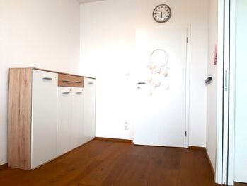 Pronájem bytu 4+kk v družstevním vlastnictví 90 m², Praha 5 - Hlubočepy