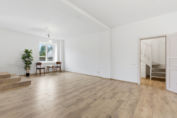 Prodej domu 172 m², Pozdeň