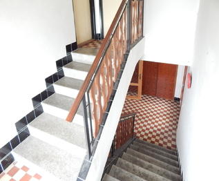 Schodiště - Prodej bytu 5+1 v osobním vlastnictví 200 m², Rakovník