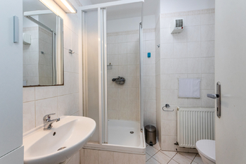 Pronájem bytu 1+kk v osobním vlastnictví 41 m², Praha 6 - Suchdol