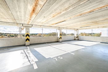 Pronájem garážového stání, Praha 9 - Černý Most