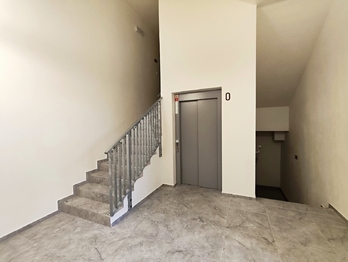 Pronájem bytu 1+kk v osobním vlastnictví 37 m², České Budějovice