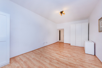 6. Obývací pokoj - Pronájem bytu 3+kk v osobním vlastnictví 81 m², Pardubice