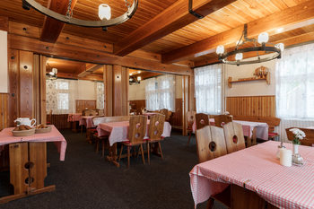 Prodej chalupy v Peci pod Sněžkou - Prodej chaty / chalupy 584 m², Pec pod Sněžkou