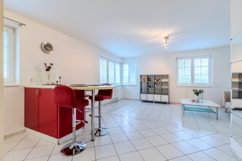 Prodej bytu 2+kk v osobním vlastnictví 68 m², Praha 8 - Střížkov