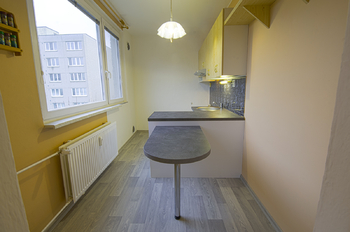 Pronájem bytu 3+1, Na Valtické 40, Břeclav - Pronájem bytu 3+1 v osobním vlastnictví 78 m², Břeclav