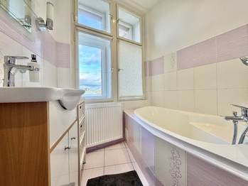 Prodej bytu 3+1 v osobním vlastnictví 90 m², Žatec